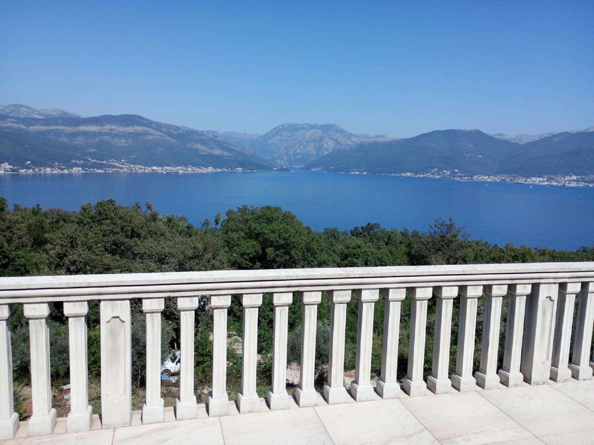 Apartments Vidikovac Tivat Dış mekan fotoğraf