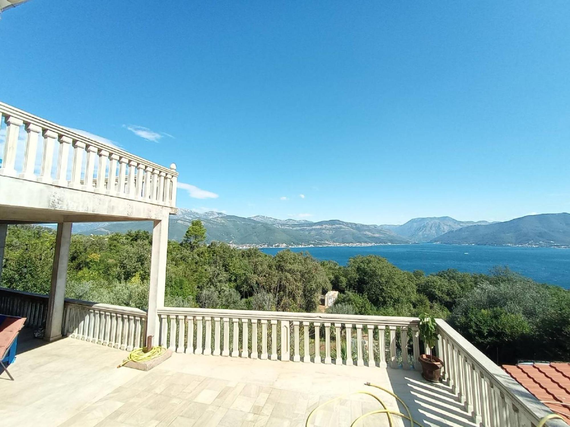 Apartments Vidikovac Tivat Dış mekan fotoğraf