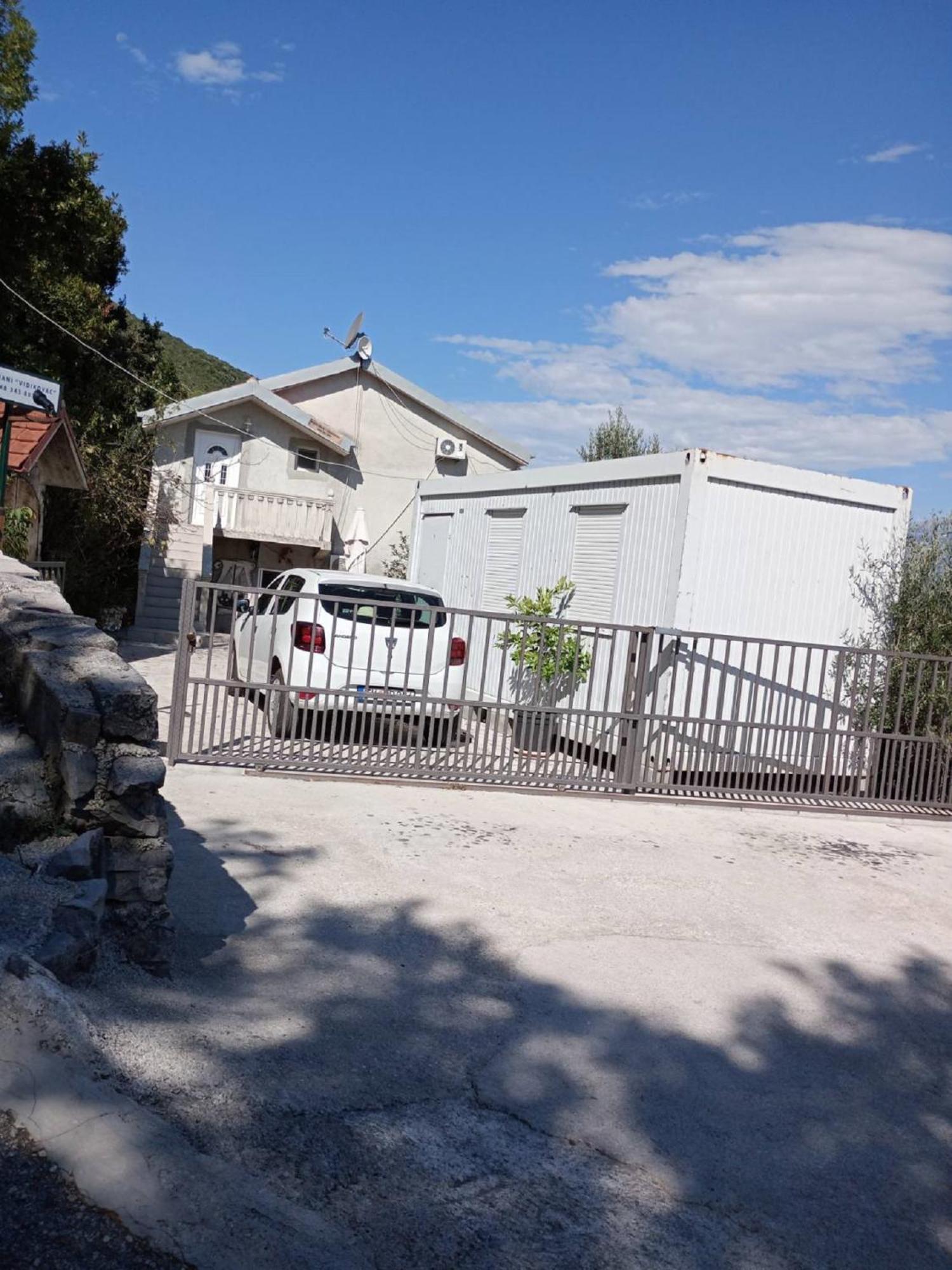 Apartments Vidikovac Tivat Dış mekan fotoğraf