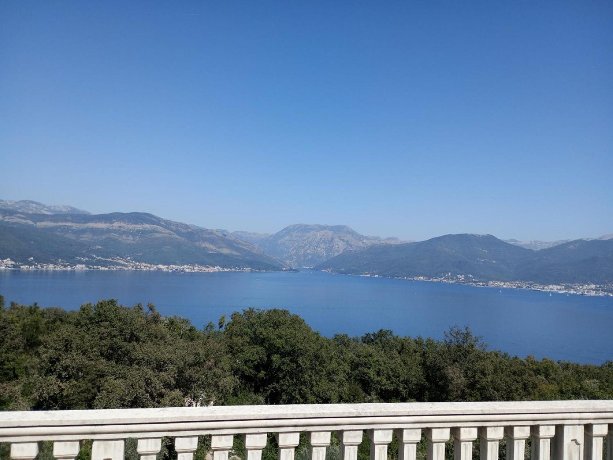 Apartments Vidikovac Tivat Dış mekan fotoğraf
