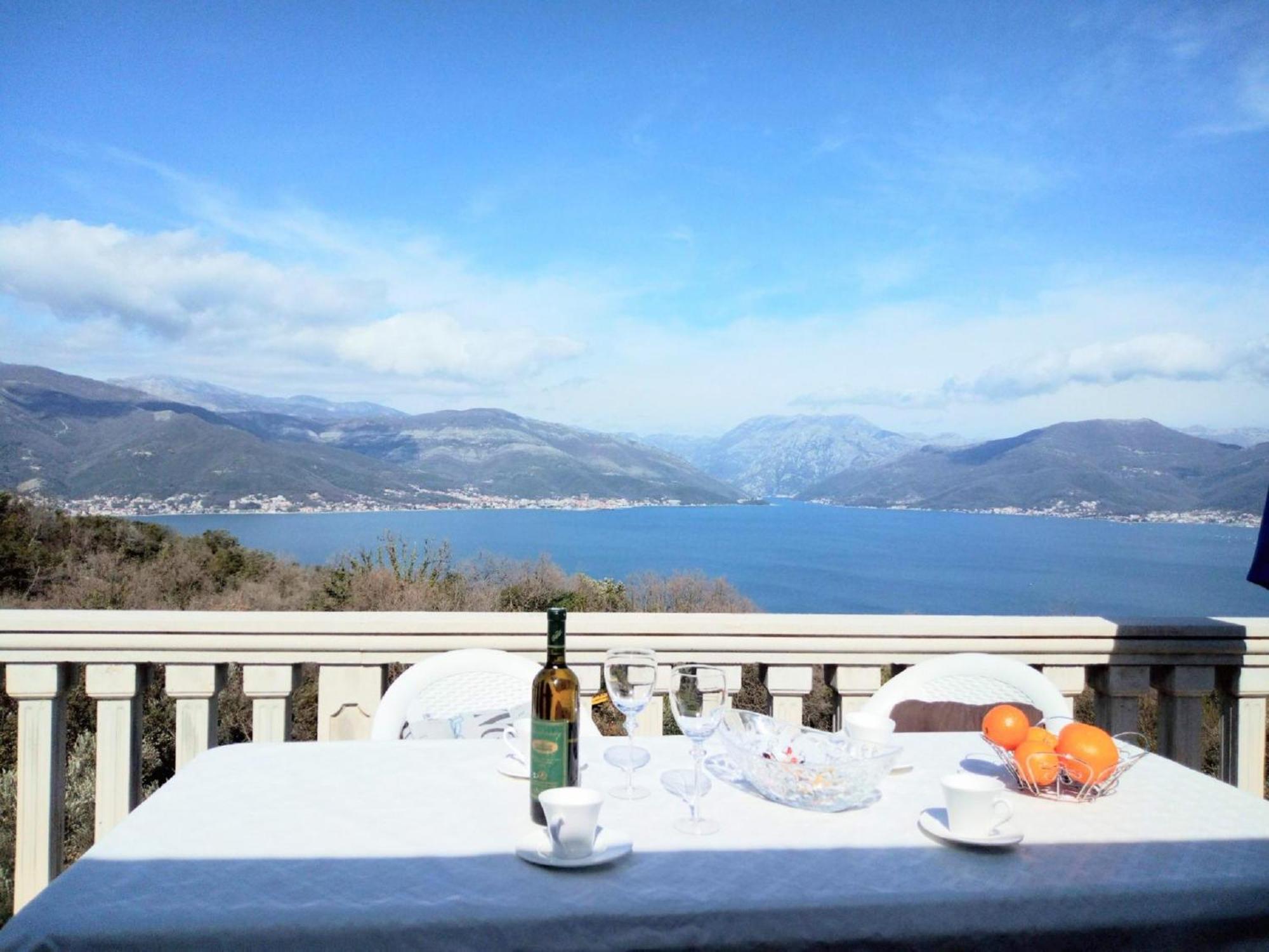 Apartments Vidikovac Tivat Dış mekan fotoğraf
